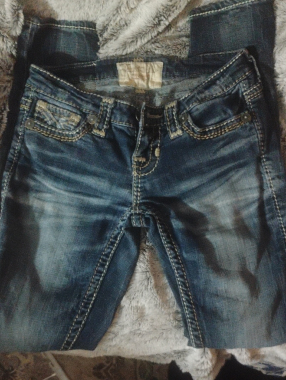 Big Star Women's Medium Wash Distressed Skinny Jeans (Super Cute)